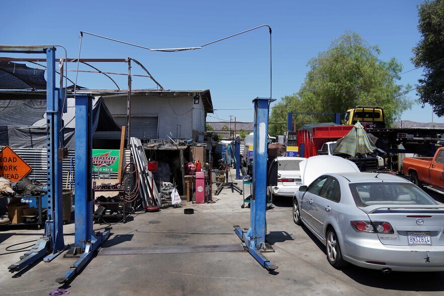 More Photos Of 10941 Hole Ave, Riverside Auto Repair For Sale