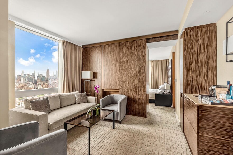 More Photos Of 246 Spring St, New York Hotel For Lease