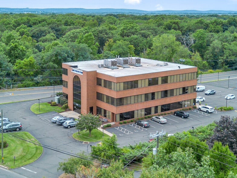 More Photos Of 290 Roberts St, East Hartford Office For Lease
