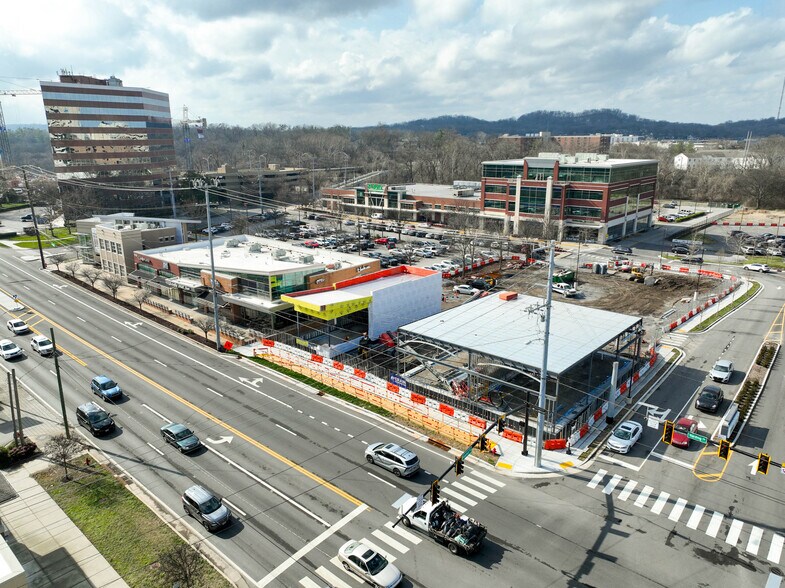 Primary Photo Of 4340 Harding Pike, Nashville Unknown For Lease