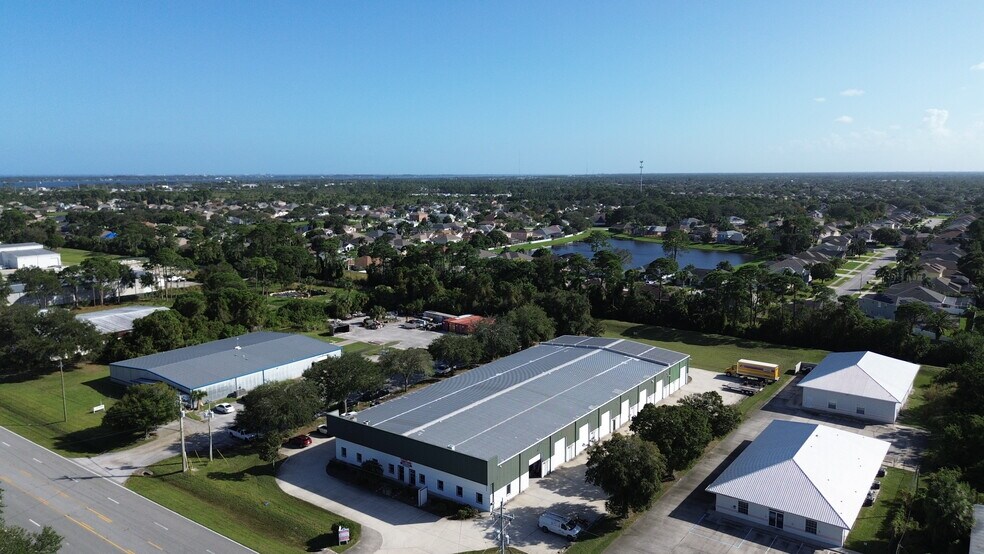 More Photos Of 525 Gus Hipp Blvd, Rockledge Light Manufacturing For Lease