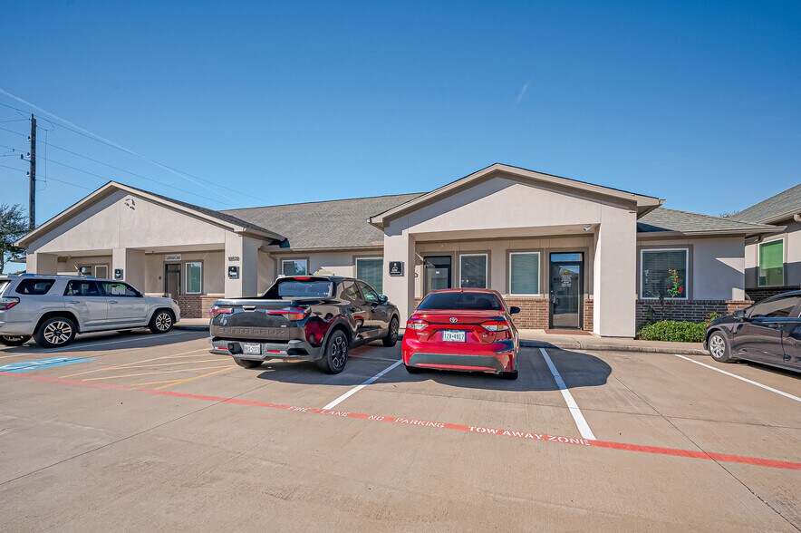 More Photos Of 18514 Green Land Way, Houston Medical For Lease