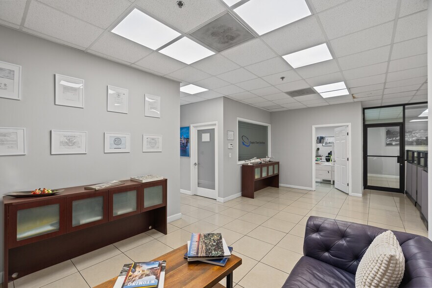 More Photos Of 8305 NW 27th St, Doral Distribution For Lease