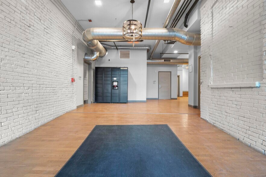 More Photos Of 111 Allyn St, Hartford Apartments For Lease