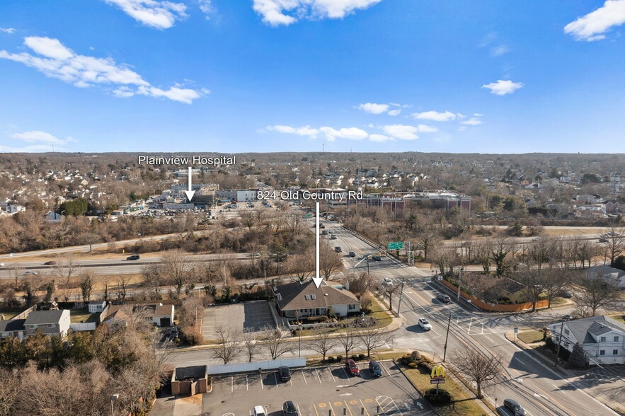 More Photos Of 824 Old Country Rd, Plainview Medical For Lease