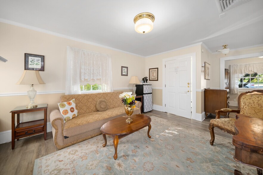 More Photos Of 2476 Main St, Cambria Hospitality For Sale