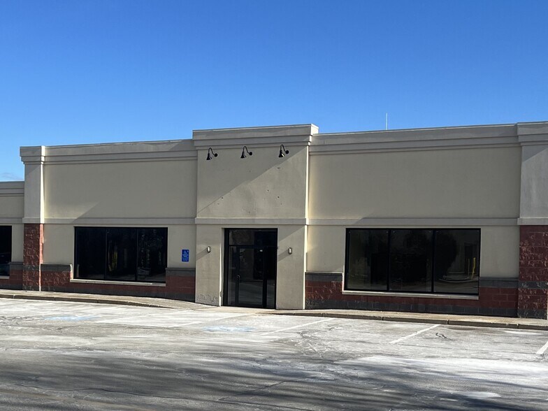 More Photos Of 1 General Way, Reading Unknown For Lease