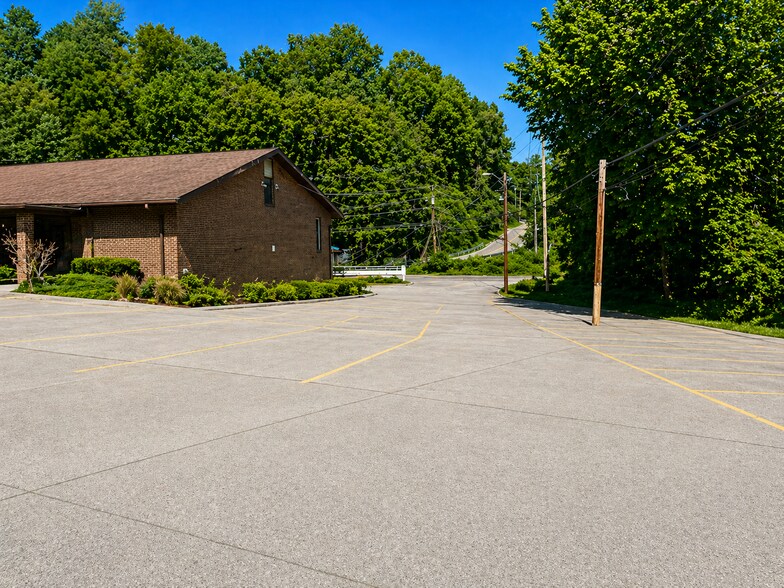 More Photos Of 400 S Ruffner Rd, Charleston Medical For Lease