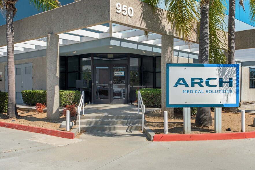 More Photos Of 950 Borra Pl, Escondido Warehouse For Sale