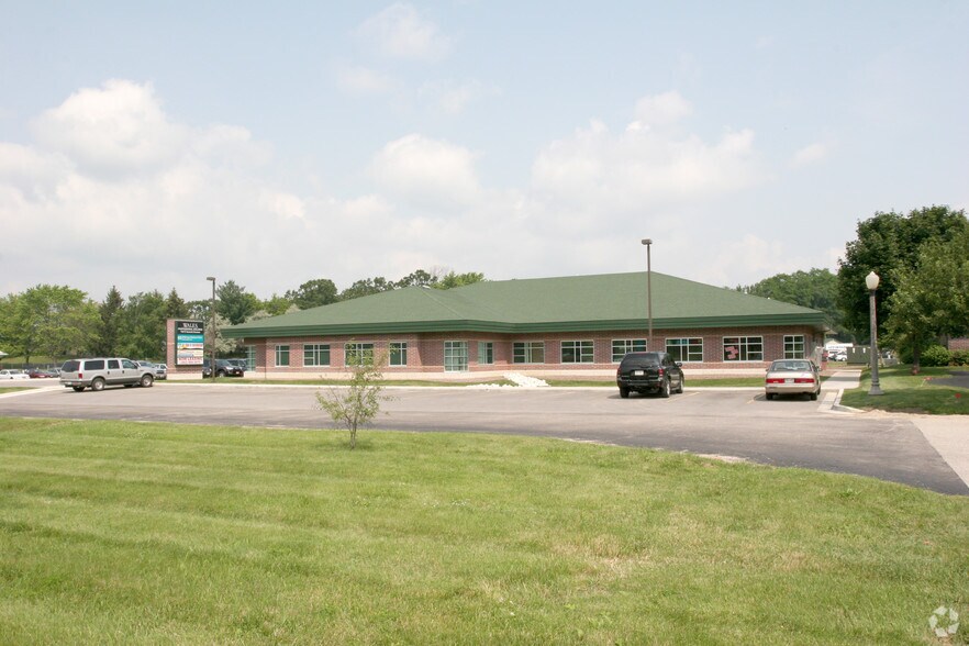 More Photos Of 144 E Summit Ave, Wales Medical For Sale
