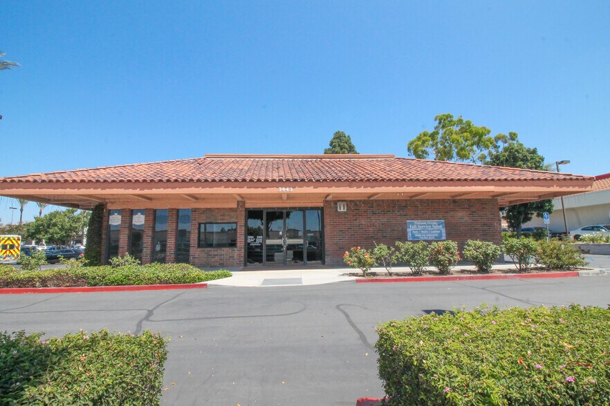 More Photos Of 3325-3425 E Chapman Ave, Orange Storefront For Sale