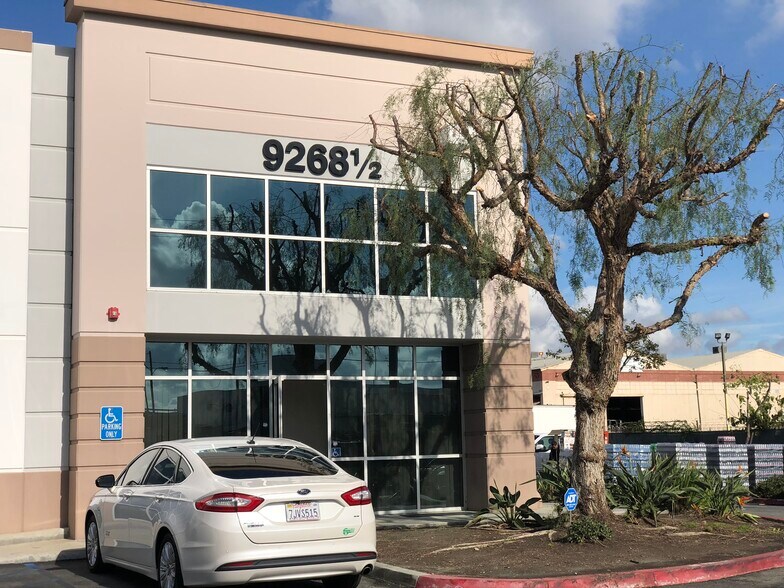 More Photos Of 9220-9268 1/2 Hall Rd, Downey Manufacturing For Lease