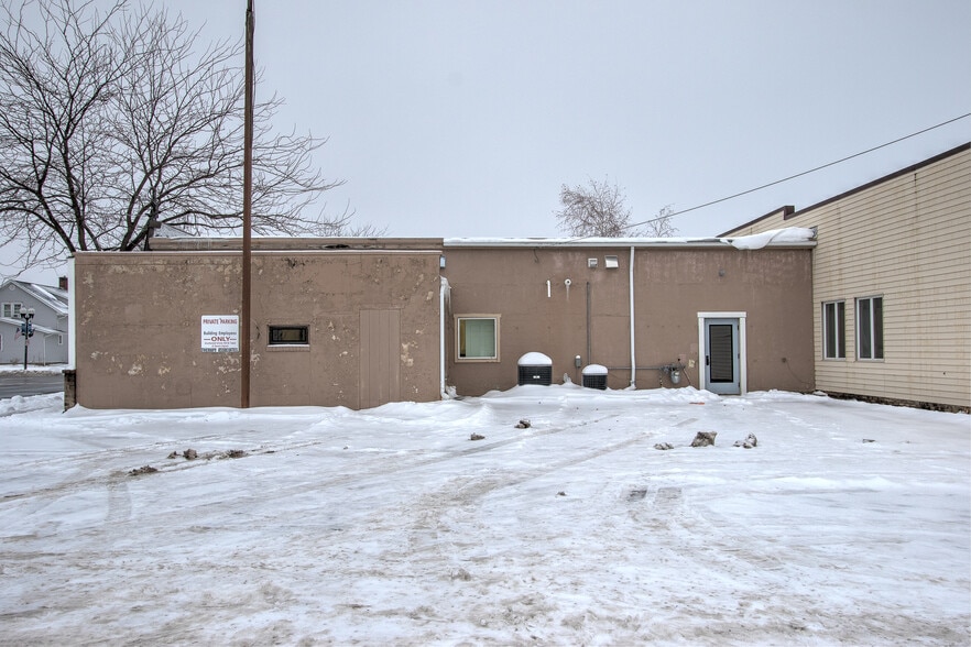 More Photos Of 244 Main St S, Cambridge Storefront Retail Office For Lease