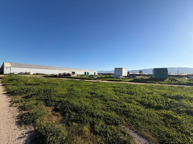 More Photos Of 20180 Spence Rd, Salinas General Retail For Sale