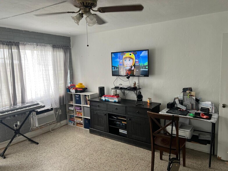 More Photos Of 521-533 E 22nd St, Hialeah Apartments For Sale