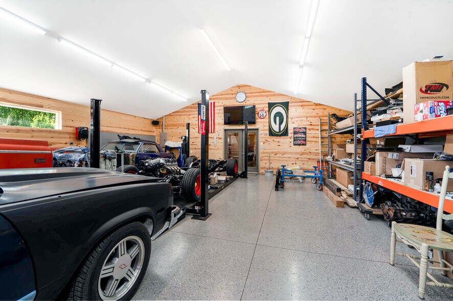 More Photos Of W12203 Highway 23, Ripon Auto Repair For Sale