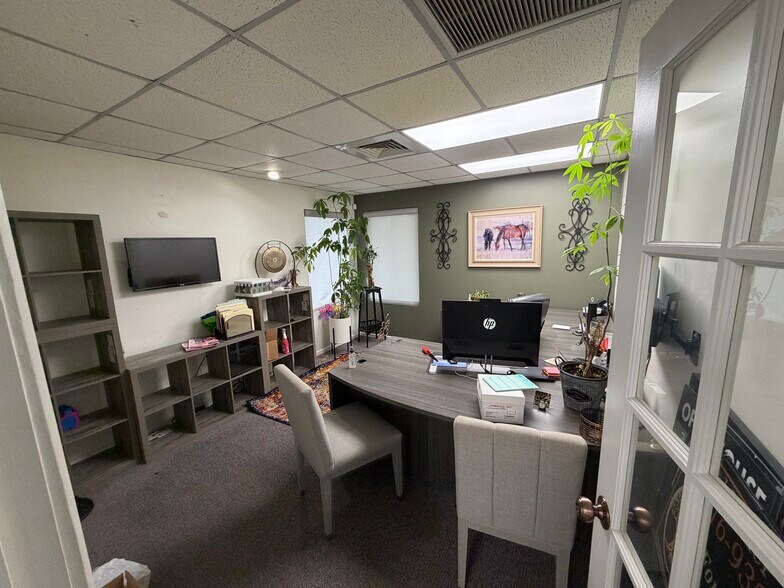 More Photos Of 100 SW 52nd Ave, Ocala Office For Lease