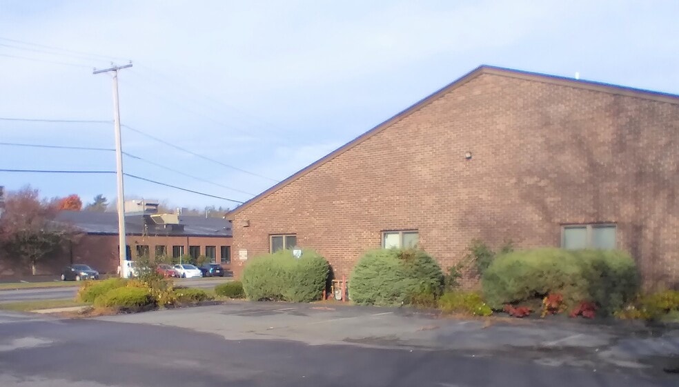 More Photos Of 81 Welby Rd, New Bedford Medical For Sale