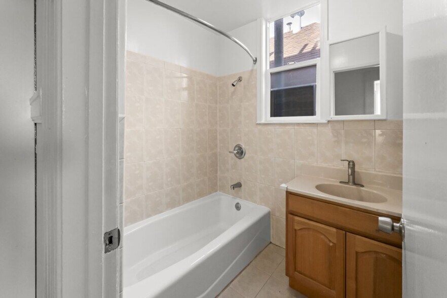 More Photos Of 131 Richland Ave, San Francisco Apartments For Sale