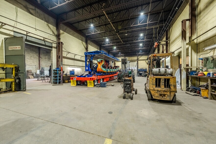 More Photos Of 9 Hawk St, Nanticoke Industrial For Sale