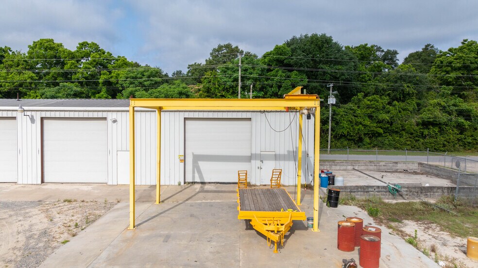 More Photos Of 565 Thomas St, Camilla Industrial For Sale