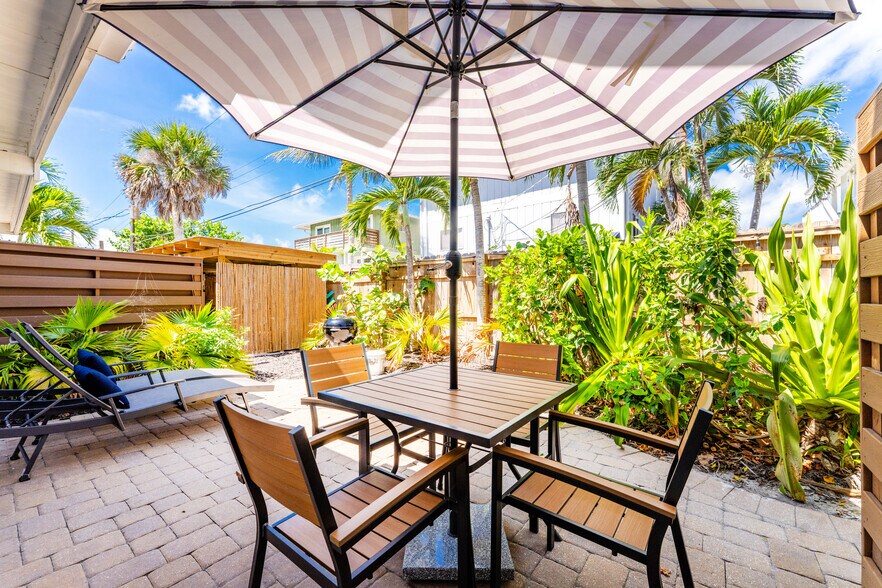 More Photos Of 1130 Gulf Blvd, Englewood Apartments For Sale