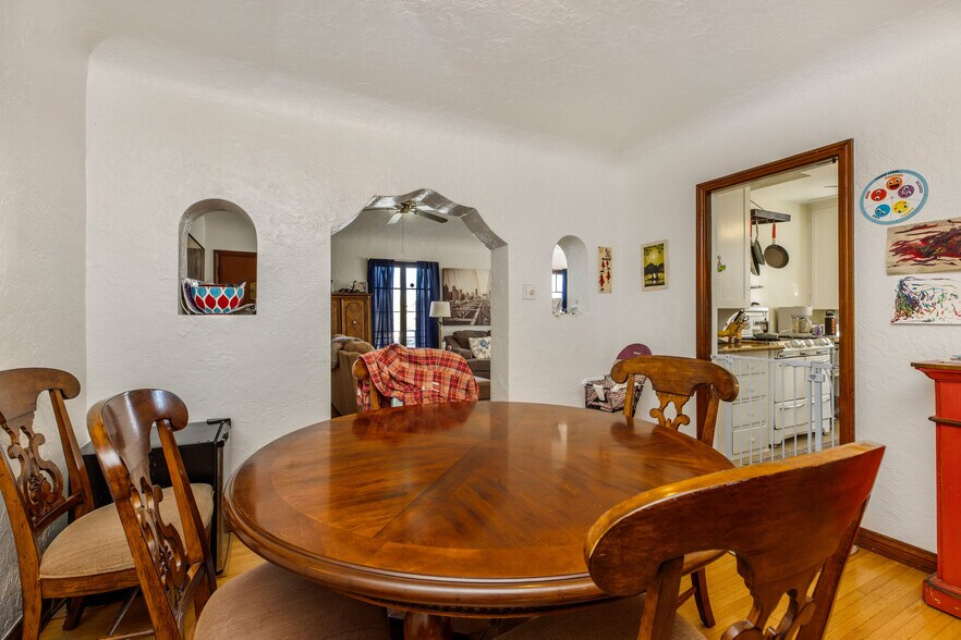 More Photos Of 1117 Mira Mar Ave, Long Beach Apartments For Sale