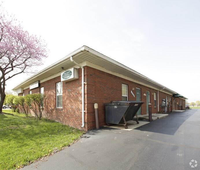 More Photos Of 3302-3314 Crooks Rd, Royal Oak Medical For Lease