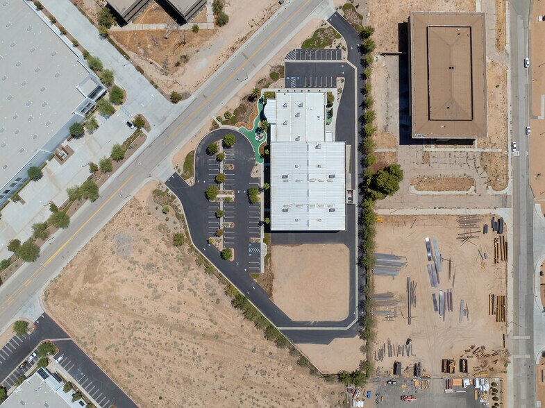 More Photos Of 18350 George Blvd, Victorville Warehouse For Lease