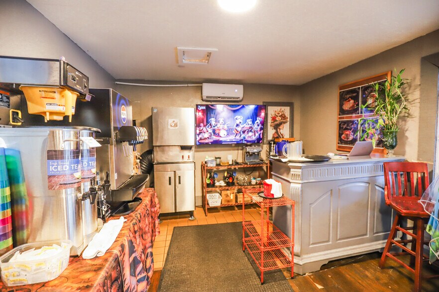 More Photos Of 12169 S Williams St, Dunnellon Restaurant For Sale