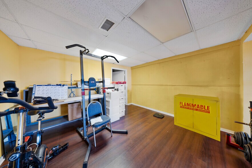 More Photos Of 12300-12316 SW 131st Ave, Miami Warehouse For Lease