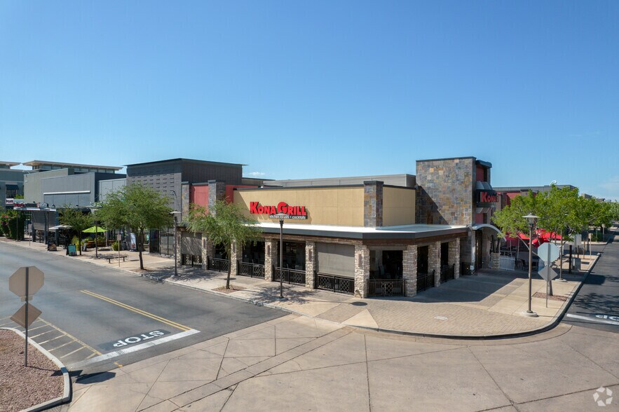 More Photos Of 2716-2810 S Market St, Gilbert Unknown For Lease
