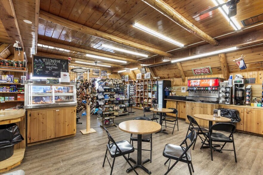 More Photos Of 3370 Highway 20, Island Park Service Station For Sale