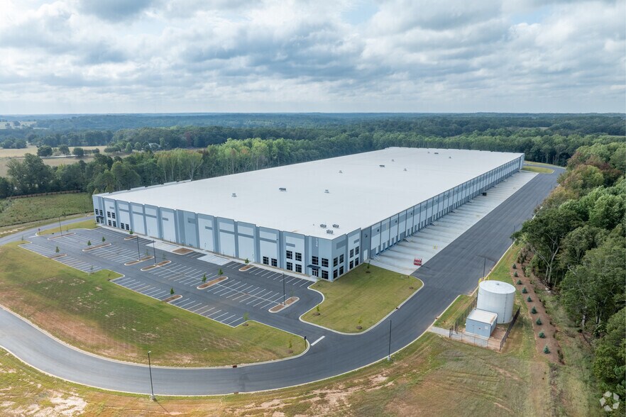 More Photos Of 134 Long Rd, Williamston Distribution For Sale