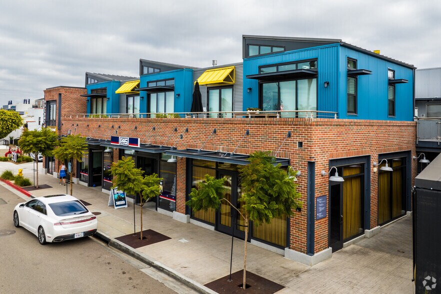 More Photos Of 330 S Cedros Ave, Solana Beach Apartments For Lease