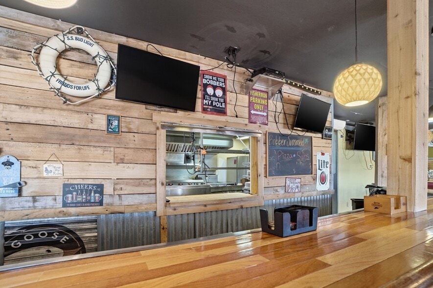 More Photos Of 15641 Oh-235, Belle Center Freestanding For Sale