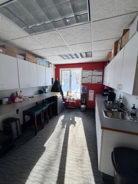 More Photos Of 10 Grove St, Pittsford Office For Lease