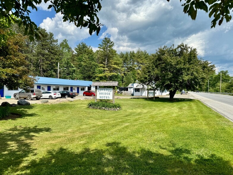 More Photos Of 382 Water St, Guilford Hotel For Sale