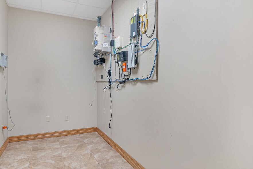 More Photos Of 2753 SH 322 Hwy, Longview Office Residential For Sale