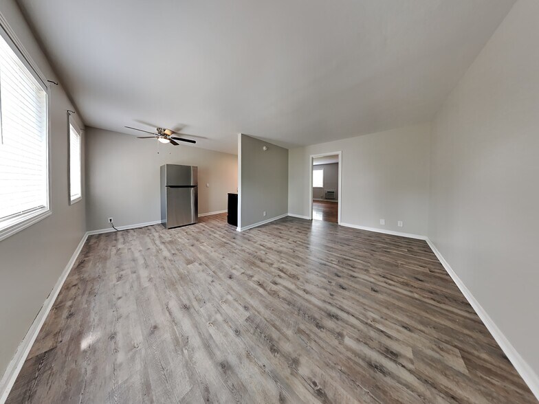 More Photos Of 5700 Leslie Ave, Nashville Apartments For Sale