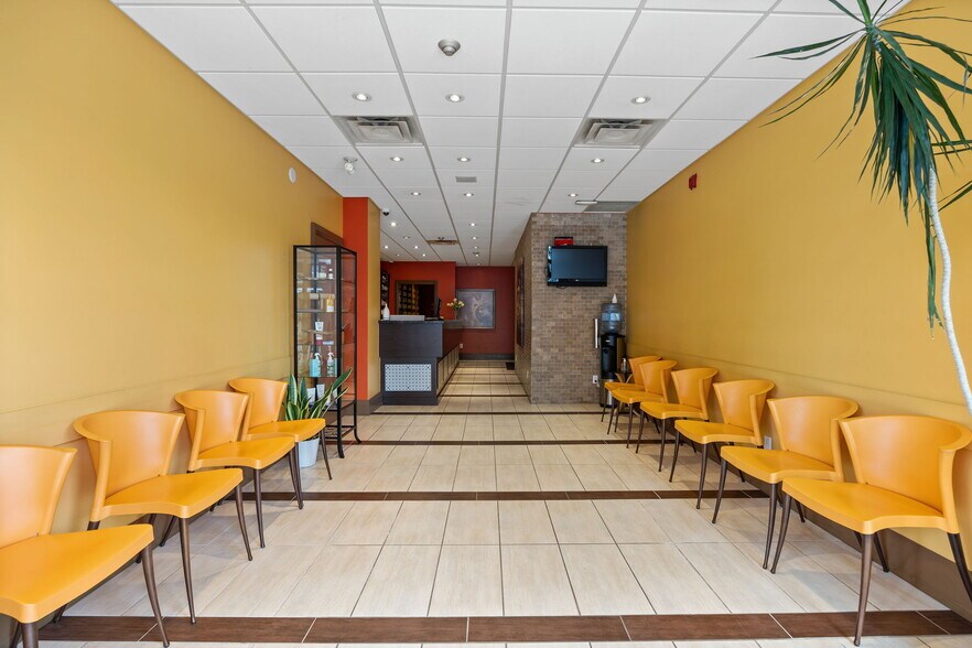 More Photos Of 999 Bloor St W, Toronto Storefront Retail Residential For Sale