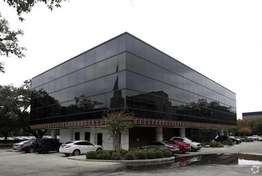 More Photos Of 5215 Main St, Houston Office For Lease