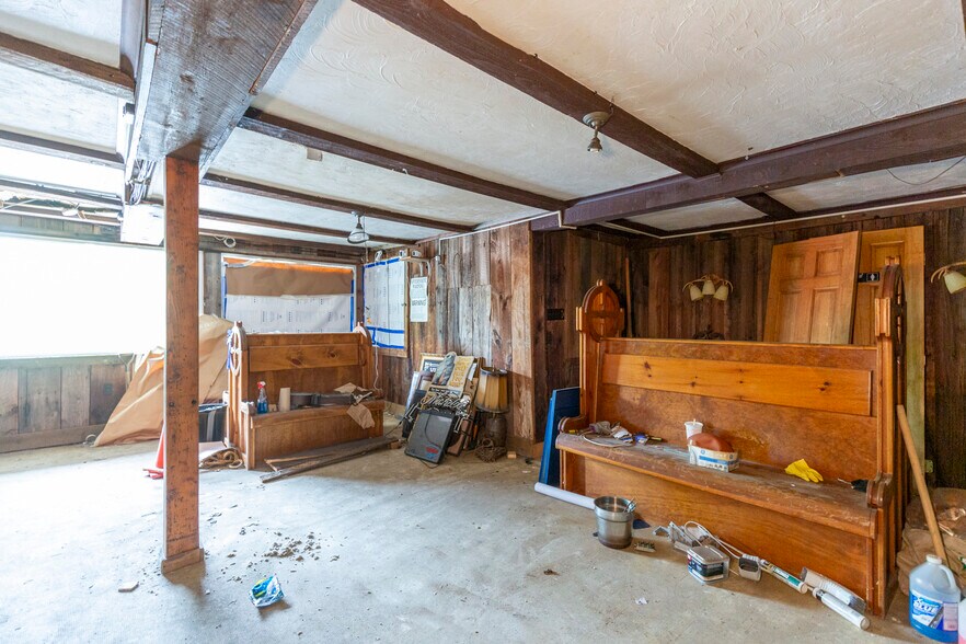 More Photos Of 23 E Main St, Hancock Restaurant For Sale