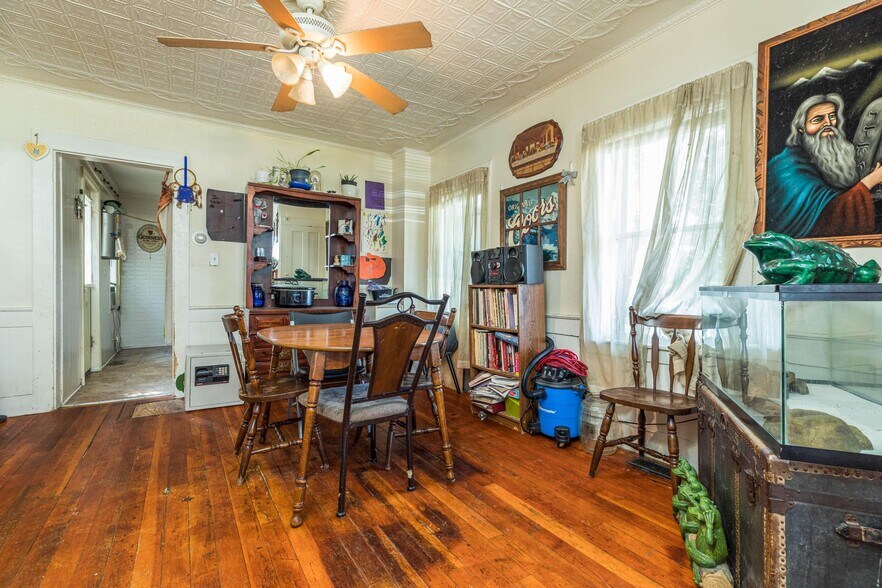 More Photos Of 17 Winter St, Rochester Apartments For Sale