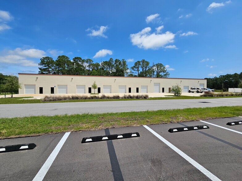 More Photos Of 2680 Stratton Blvd, Saint Augustine Light Distribution For Lease