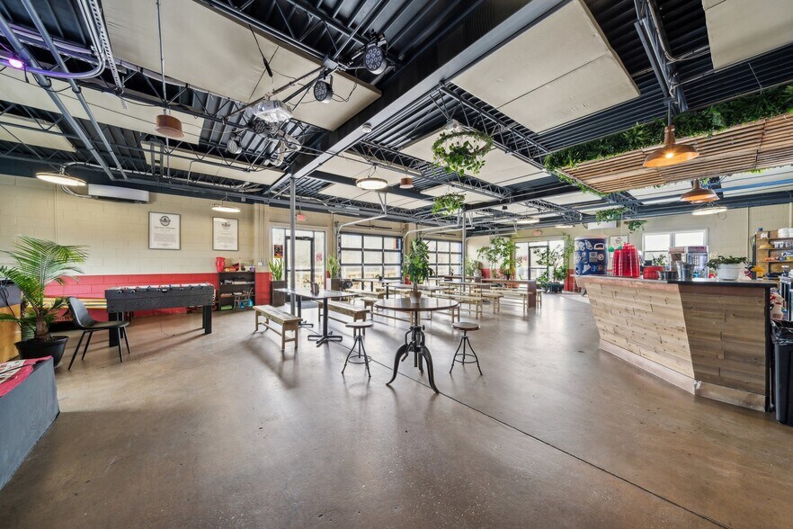 More Photos Of 704 Dawn St, Richmond Warehouse For Sale