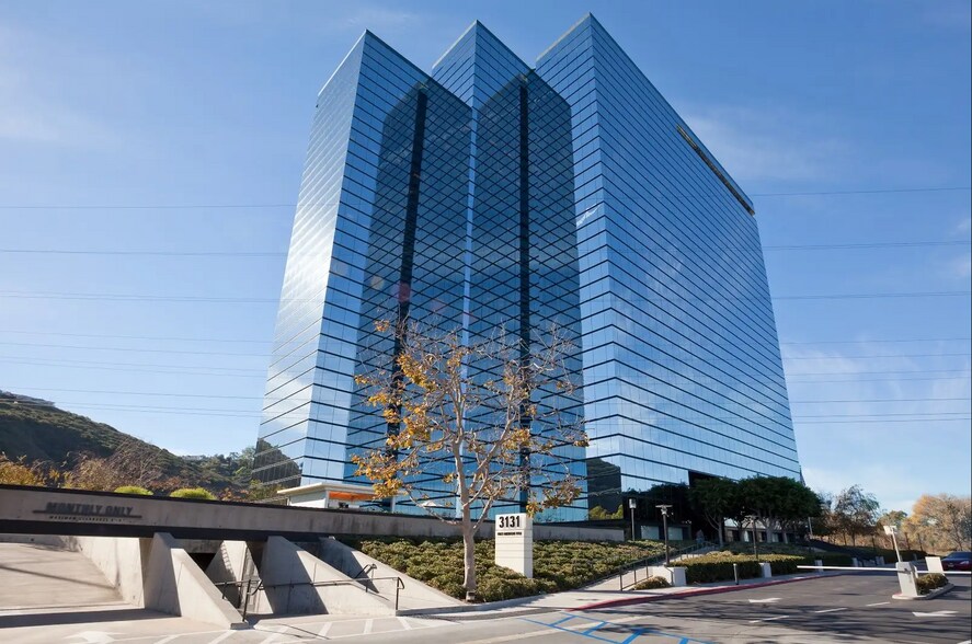 More Photos Of 3131 Camino del Rio N, San Diego Office For Lease