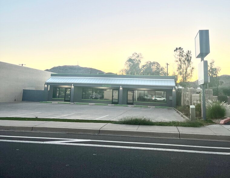 More Photos Of 10812 N Cave Creek Rd, Phoenix Storefront For Lease
