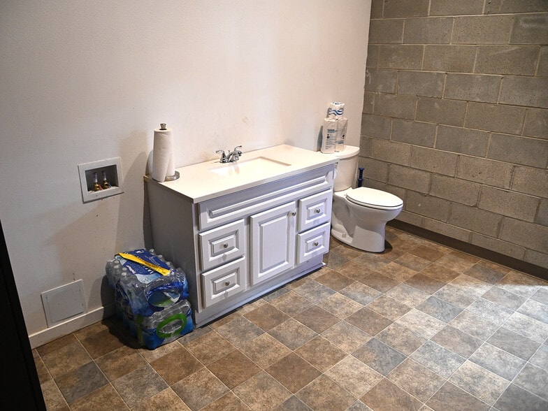 More Photos Of 163 Reagan Ln #4 & 5, Eatonville Specialty For Sale