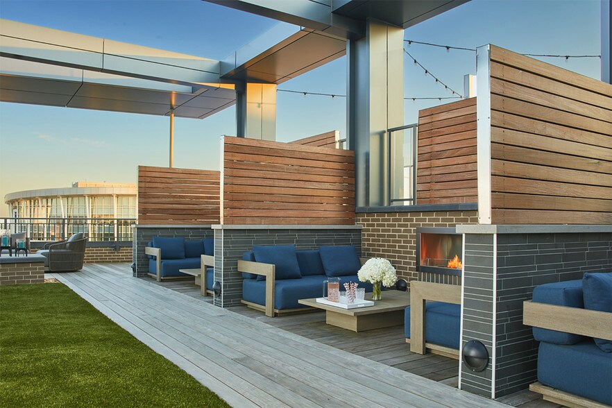 More Photos Of 1008 N Glebe Rd, Arlington Apartments For Lease